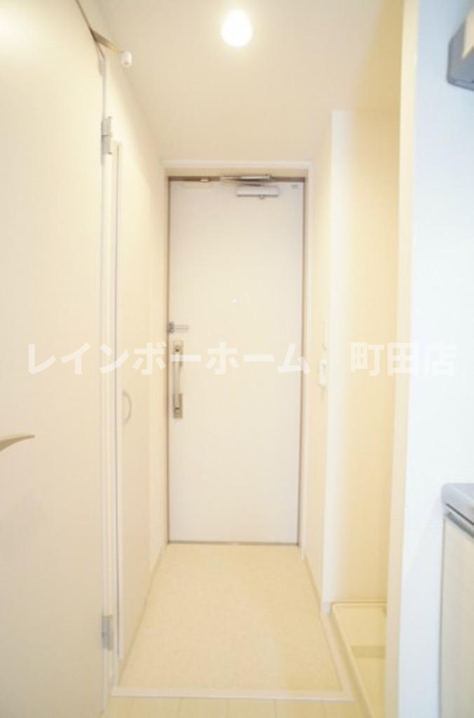 リブリ・テラ※初期費用分割あと払いサービス利用可能物件の玄関