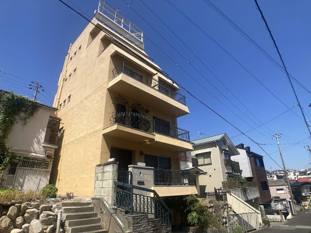 ラムール西山町