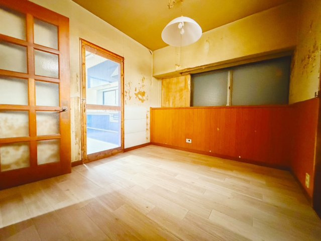 比企郡小川町　中古住宅の洋室