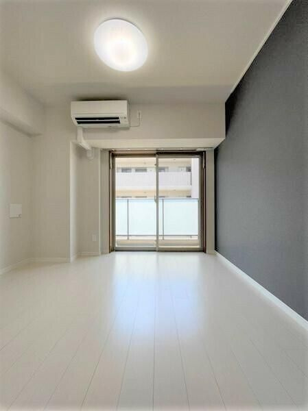ＳＨＯＫＥＮ　Ｒｅｓｉｄｅｎｃｅ横浜伊勢町の居間・リビング