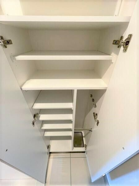 ＳＨＯＫＥＮ　Ｒｅｓｉｄｅｎｃｅ横浜伊勢町の玄関
