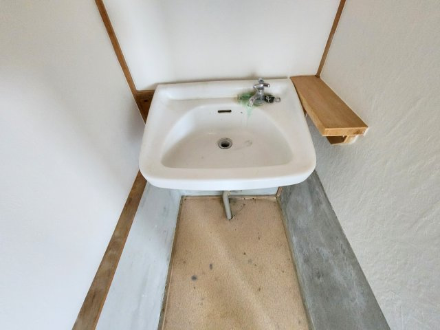 丸山住宅5号の洗面所