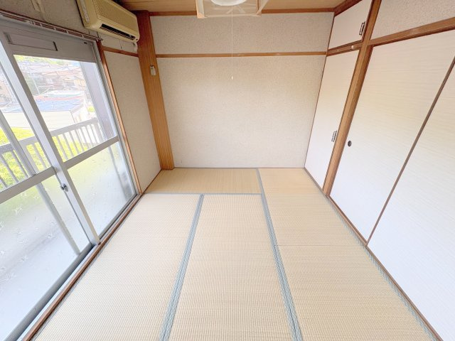 ハイツ東生駒の和室