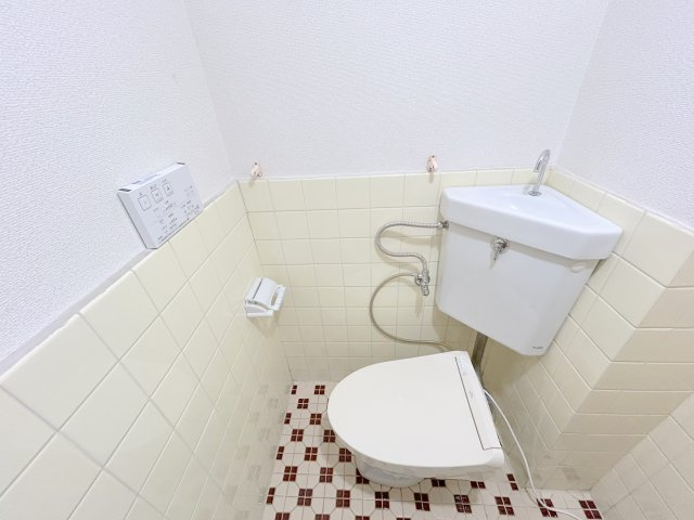 ハイツ東生駒のトイレ