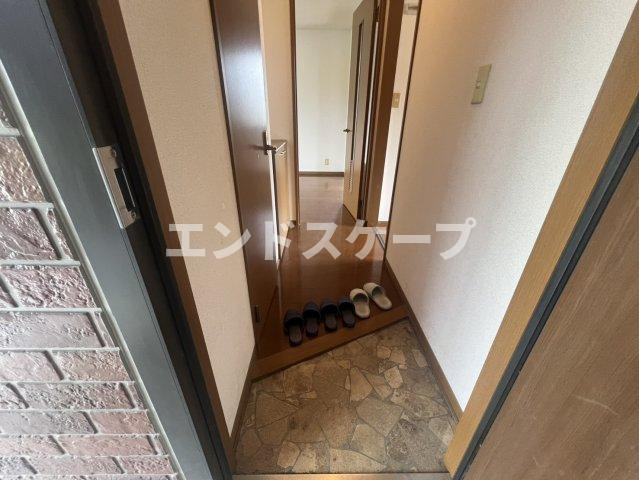 シャン・ド・フルールの玄関|高崎、前橋のお部屋探しはエンドスケープまで！お客様の理想お聞かせ下さい♪