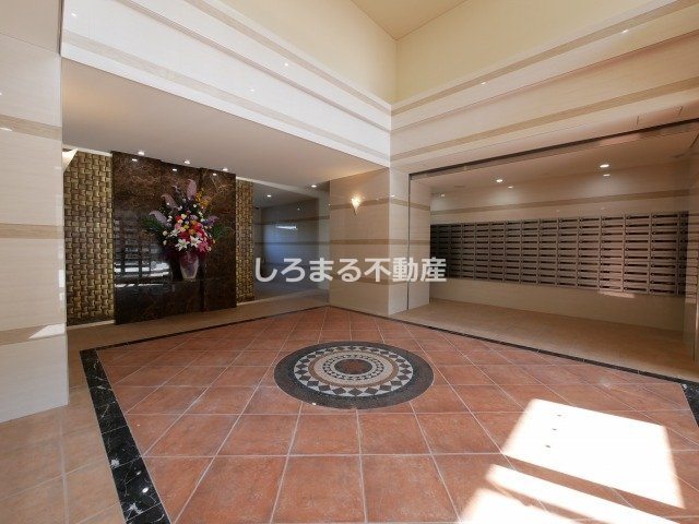 Luxe難波西Ⅲのロビー