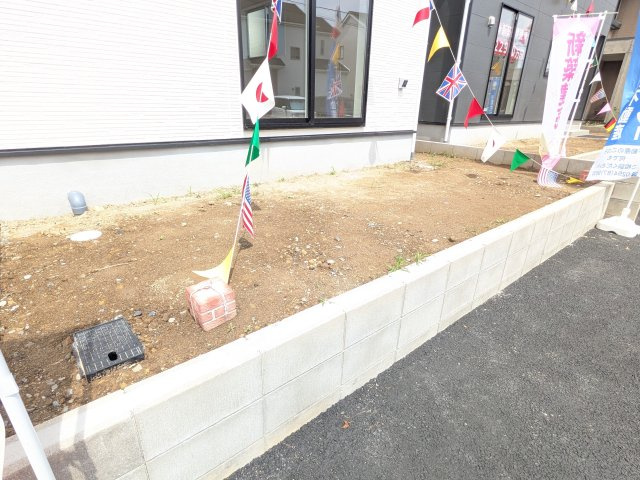 日立市川尻町　第7　新築戸建て　1号棟の庭|日当たりや広さを現地で体感してください。理想のガーデニングや家庭菜園を始めてみませんか。