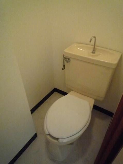 フリーデンハイム四谷のトイレ|バス・トイレ別