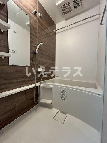 アドバンス神戸パーチェの浴室