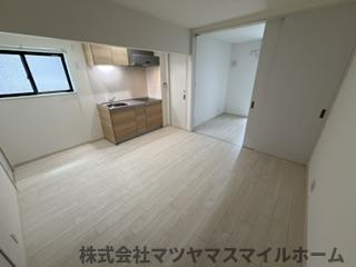 【居間・リビング】