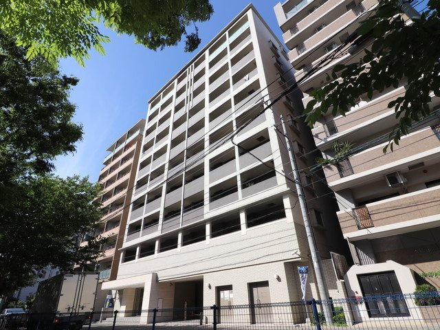 カスタリア東比恵の外観