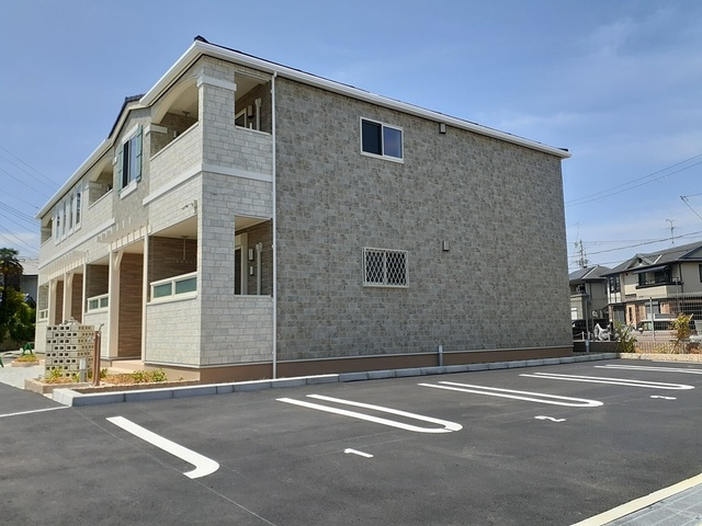 ポンテアルト深井ウノの駐車場