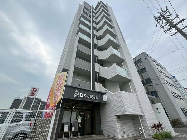アロハパレスの外観