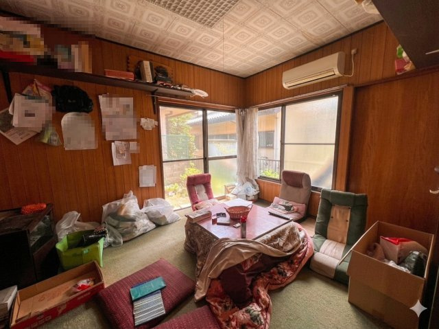 小山市間々田 中古戸建【離れ・作業場付き】DIY・趣味にもおすすめの大型中古戸建の洋室|1F洋室