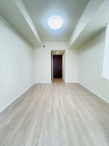 W comfort Towers EASTの洋室