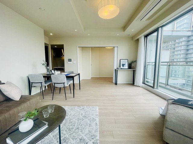 W comfort Towers EASTの居間・リビング