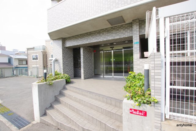 エスリード新大阪第6　仲介手数料無料のエントランス