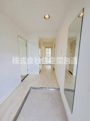 【玄関】 | GranPino柴原 | ※同タイプの写真となり、実際のお部屋とは異なる場合があります