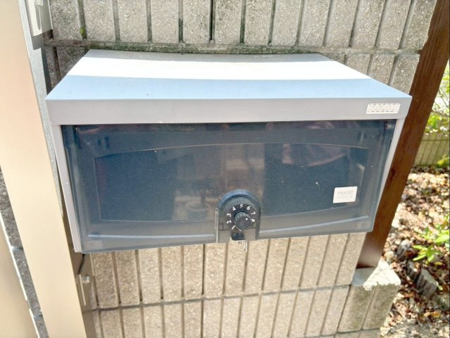 宗像市池田 中古戸建の設備|ダイヤル式の郵便受けです！