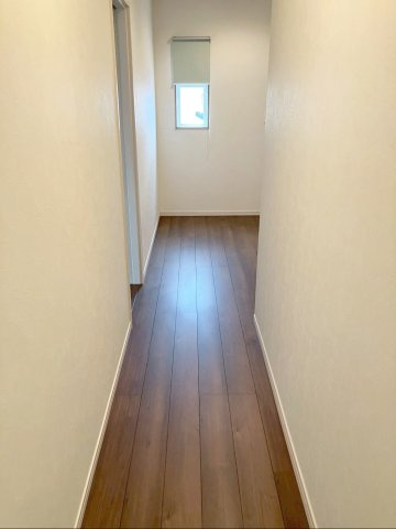 宗像市池田 中古戸建の内装|2階廊下です！