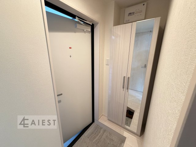 Maison TERA RITAの玄関