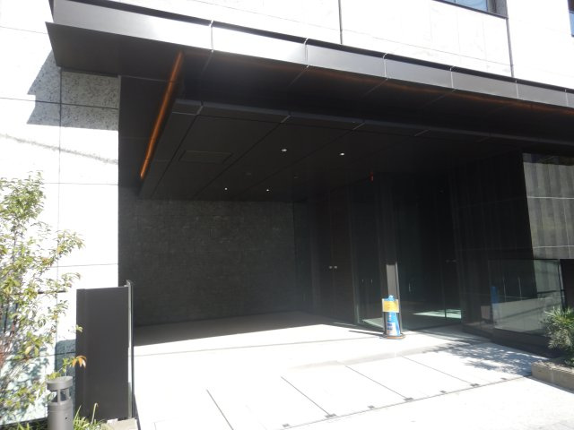プラウドタワー渋谷のエントランス