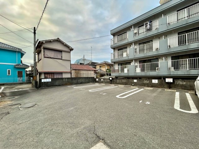 ネクサス和歌浦Ⅰの駐車場