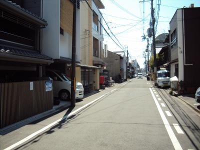 ラ・サール御所南の周辺|前面道路