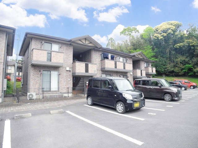 スカイコート大村B棟の外観