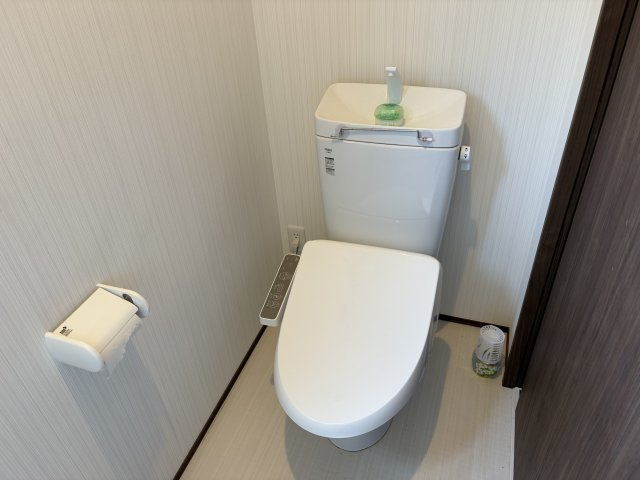 取手市小文間　中古戸建てのトイレ