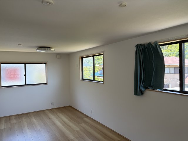 取手市小文間　中古戸建ての寝室