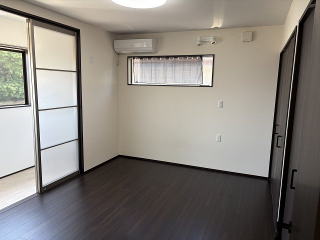 取手市小文間　中古戸建ての寝室
