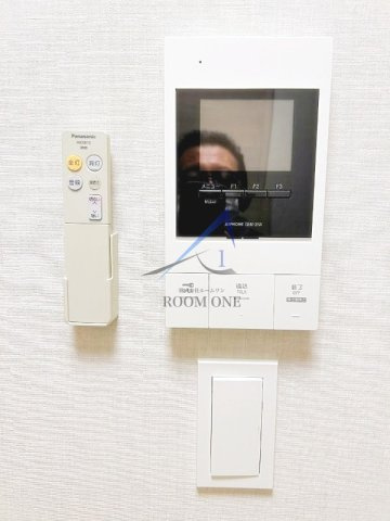 プレニーズ護国寺PREMIERのセキュリティ|モニター付きインターホンです。