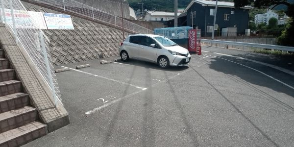 レオパレス赤坂　壱番館の駐車場