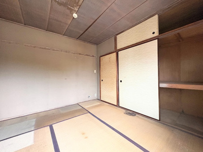 【和室】 | 西市ヶ尾ドエリングB棟 | ◆感性を育むプライベートルームはシンプルでスマートな空間。好みの空間で読書をしたり、音楽を聞いたりと一人の時間も充実したものにできます。