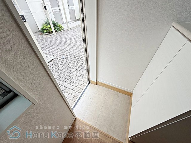 【玄関】 | SELLING TOOLEE A・B【名古屋市賃貸・都市ガス】