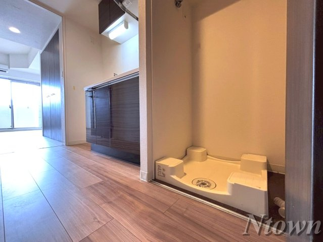 【設備】 | プレサンス名古屋グロウ | 洗濯機置き場です