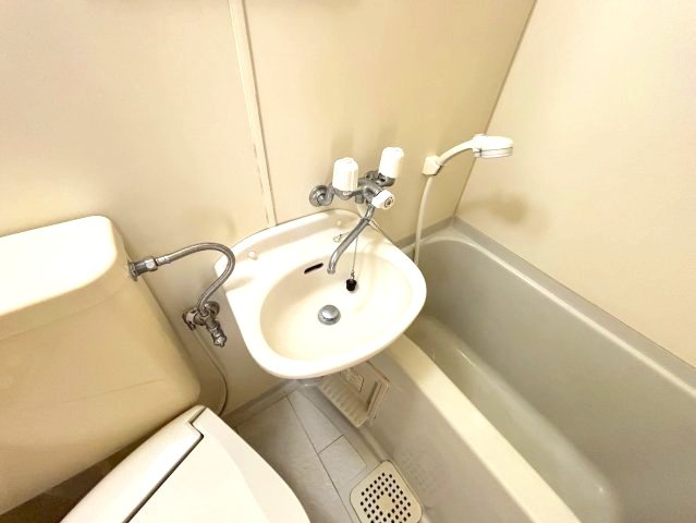 暁21・0号館の洗面所