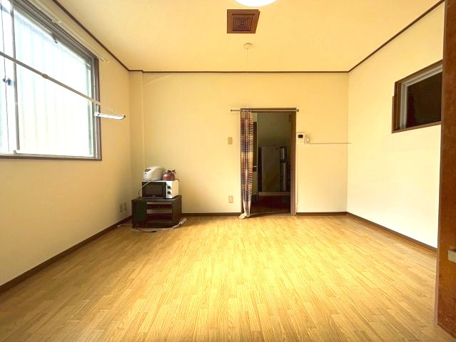 暁21・0号館の洋室