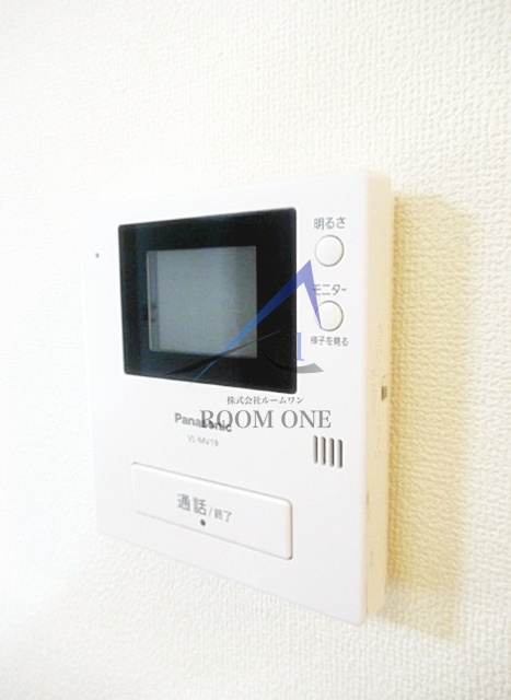 サンハイム中幸のセキュリティ|モニター付きインターホンです。