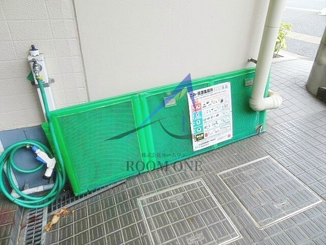 リバーファームのその他共用部分|敷地内ゴミ置き場です。
