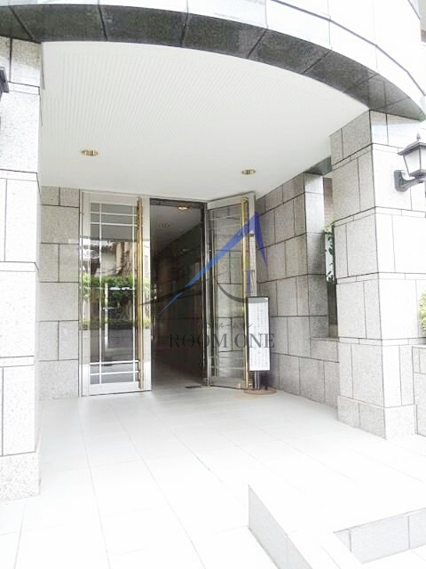 日神パレステージ新宿御苑のエントランス|エントランスです。