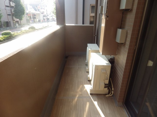 フレンシア文京関口のバルコニー