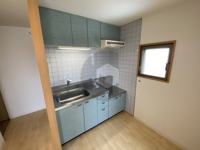 東大阪市高井田本通１丁目の賃貸マンションのキッチン