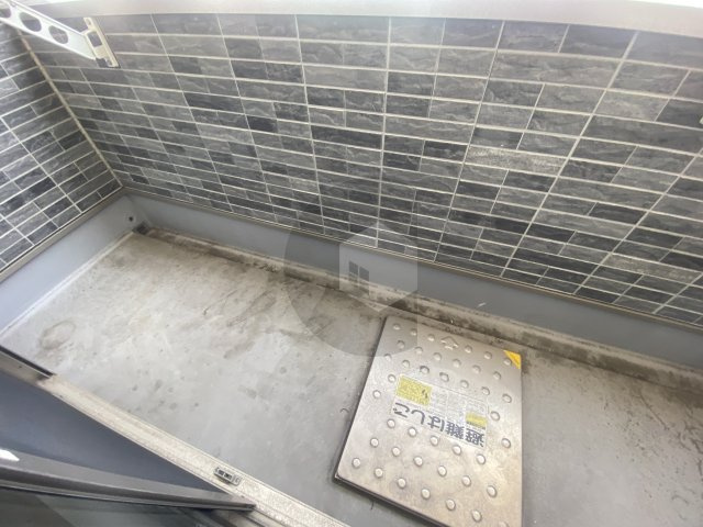 クリエオーレ鴻池徳庵町のバルコニー