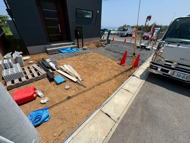日立市東大沼町　新築戸建の駐車場|駐車は3台可能です♪