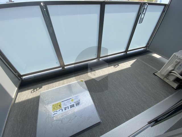 ガルデニア高井田のバルコニー