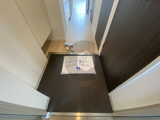 CASSIA高井田NouthCourtの玄関