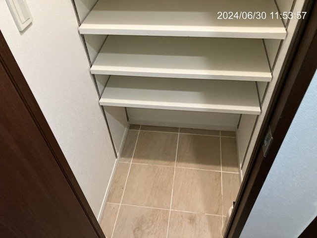 アスコットパーク日本橋浜町ＢＩＳＩＫＩの収納|シューズインクローゼット