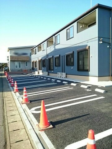 タートルヒルズ２ｎｄの駐車場